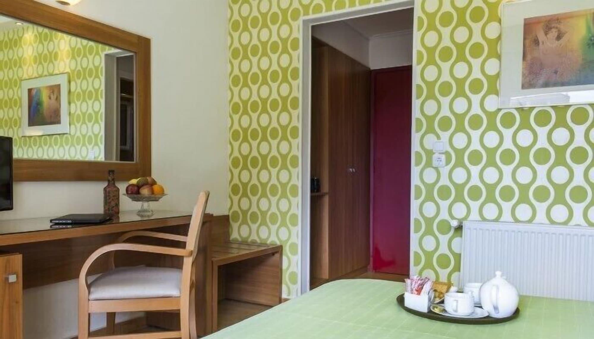 Leto Boutique Hotel أغرينيو المظهر الخارجي الصورة